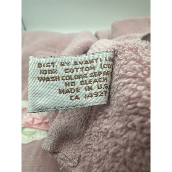 Vtg. 1978 Avanti Guest Towels Cotton Pink Floral Embroidered Set Of 4 - Picture 4 of 4